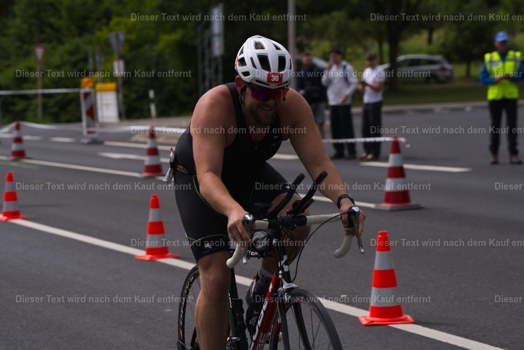 triathlon_wuerzburg_r_2026_06_14-750 | Shop für Fotos von Sportevents z.B. Obstacle Course Racing, OCR, Triathlon, Trail Run und MTB - Realisiert mit Pictrs.com