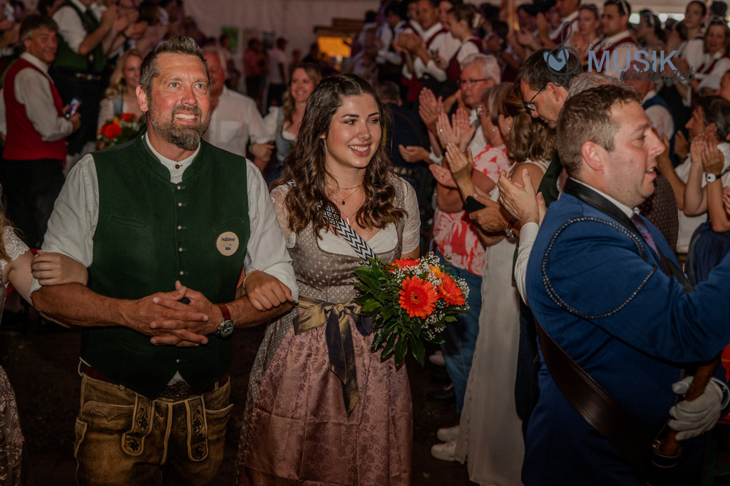 DSC_5916 | "Fussifoto.com – Ihr Ansprechpartner für hochwertige Fotografie! Entdecken Sie kreative Bilder und professionelle Dienstleistungen. Kontaktieren Sie uns für Ihre Projekte!"