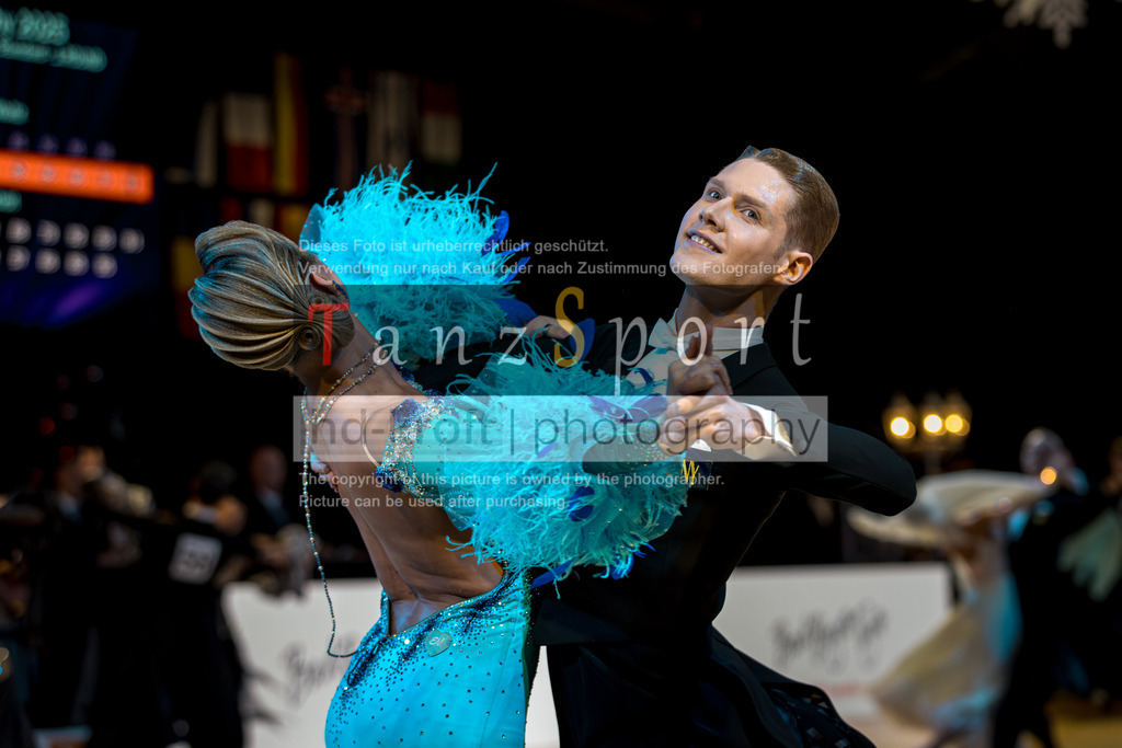 20251214_Baltic-Trophy_2701-2 | Tanzsportbilder, Standardtanz, Lateintanz, WDSF, DTV, LTVB, dancecomp, goc, hessen tanzt, blaues band der spree, walzer, tango, wiener walzer, slowfox, quickstepp, samba, rumba, cha-cha-cha, paso doble. jive, hd-kroft photography, turniertanzsport