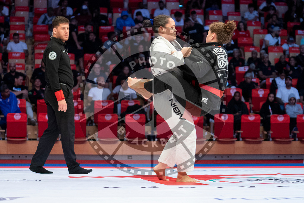 20231108PBB1552 | Fighters compete during the AJP World Professional Championship in the Mubadala Arena in Abu Dhabi, Arab United Emirates, on November 8, 2023.