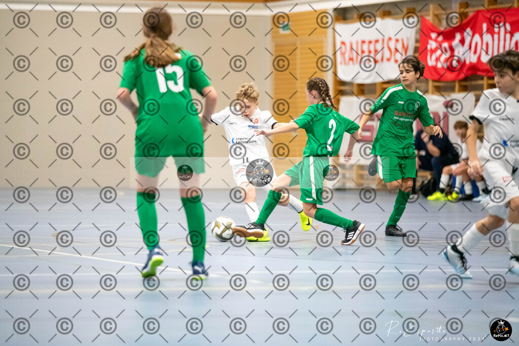 20241201_FCR-Hallenturnier-Da_RAW-5_014 | Sport und Naturfotografie von Roberto Esposito zeigt echte Momente Bewegung und die Schönheit der Natur. Ausdrucksstarke Bilder schaffen Emotionen.