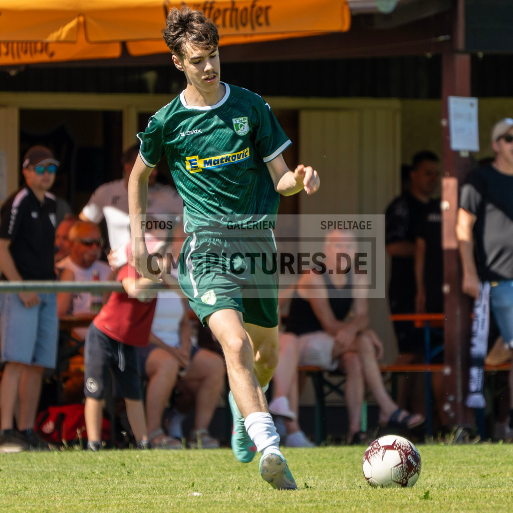 _OMG7746 | www.omgpictures.de, Sportfotograf, Verein, Fotograf, Baden Württemberg, Stuttgart, Heilbronn, omgpictures, Spieltag,  - Realisiert mit Pictrs.com