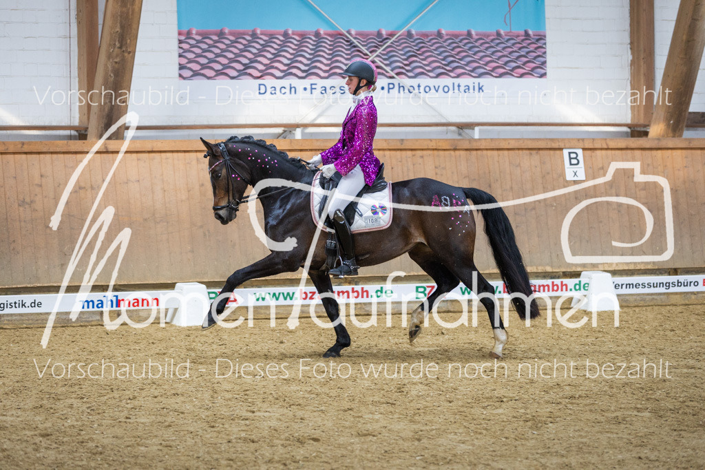 Sth-LPO25-L-Kür-007 | MomenTaufnahmen Pferdesportfotos