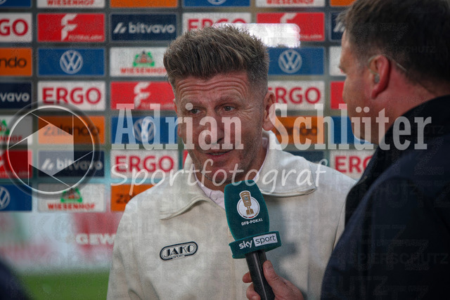 21.08.2026, GER, Fussball, Herren, DFB-Pokal, Saison 2026/2027, SC St. Tönis vs Eintracht Frankfurt | Trainer Bekim Kastrati (Tönis) im Interview