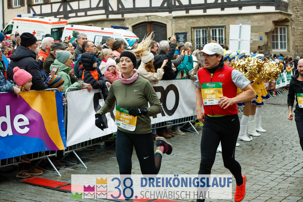 5km Roewisch Wohnbau Cup | 3 Koenigslauf 2024 5km Roewisch Wohnbau Cup - Realisiert mit Pictrs.com