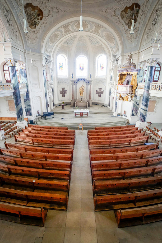 Vesperkirche | Ludwigsburg - Innenaufnahme - Firednskirche - hier soll demnächst die Vesperkirche stattfinden - Realisiert mit Pictrs.com