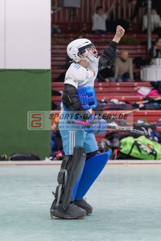 HK_20230304_105839 | Deutsche Meisterschaft MU16 Zehlend. Wespen - Mannheimer HC am 4.3.2023 RWK, Köln ,