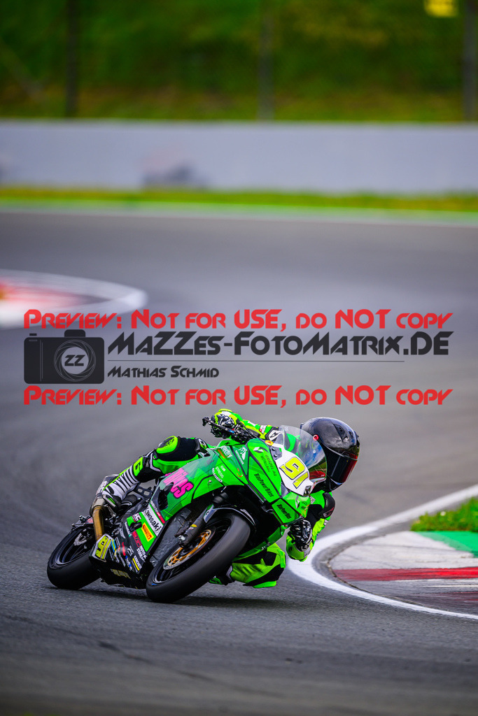 MaZZes_FotoMatrix_240531_6007705_8747 | SSP300