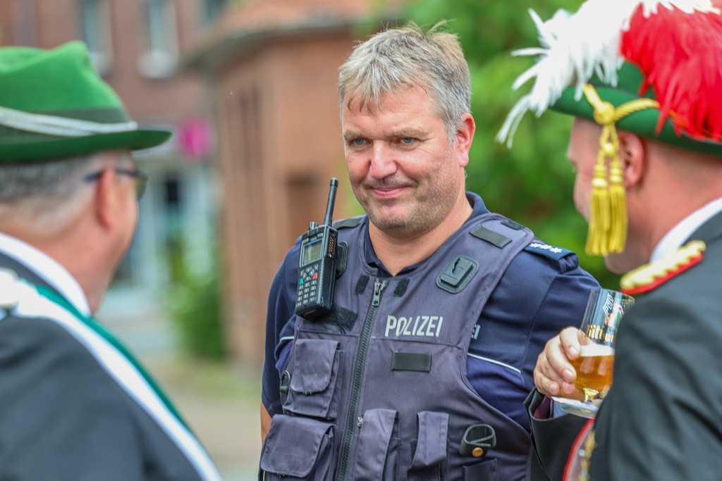 top-top.de-250628-007 | Foto, Video, Fotografie, Videografie, Fotobox, DJ, Discjockey, Musik, Musikbox, Veranstaltung, Photobooth, Amazon, Ebay, Buchtipp, Bestseller, Autor, Verlag, Buch, Wesel, Hamminkeln, NRW, Dinslaken, Rees, Drohne, Hochzeit, Party, Fotobox, Wesel, Fotograf