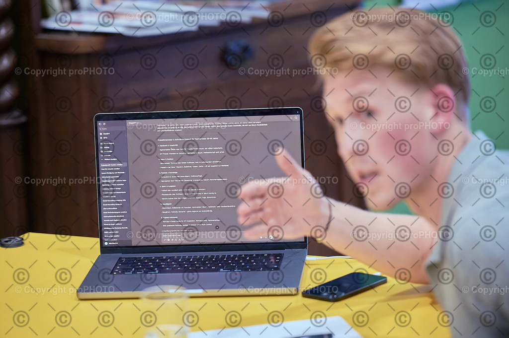 379_202509_EmployerBranding_NZ6_0437 | proPHOTO - Realisiert mit Pictrs.com