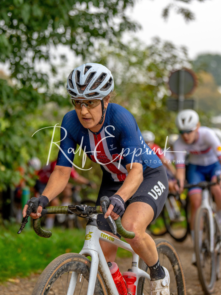 Ralf Eppink Photography 20251011_DSC00082 | Sportfotografie, Eventfotografie, Porträtfotografie, Radsport Fotograf, Triathlon Fotograf, Düsseldorf Fotograf, Köln Fotograf, Actionfotografie, Teamfotografie, Peoplefotografie, Business Portraits, Veranstaltungsfotografie, Reportagefotografie - Realisiert mit Pictrs.com