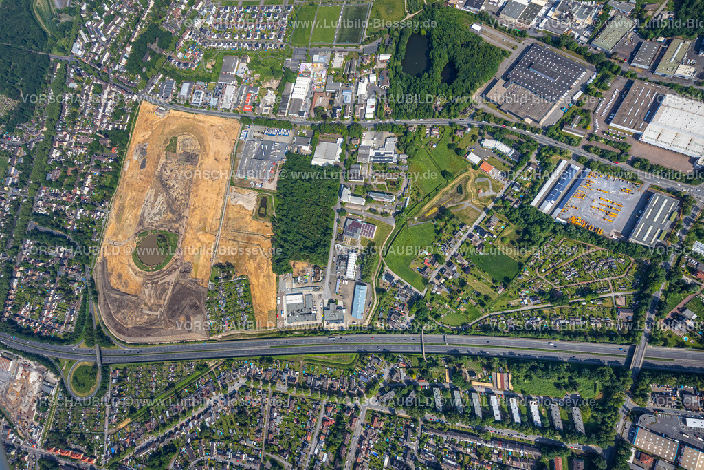 Recklinghausen220501414 | Luftbild der ehemaligen Trabrennbahn Recklinghausen mit angrenzender Blitzkuhlenstraße,  Hillerheide, Recklinghausen, Ruhrgebiet, Nordrhein-Westfalen, Deutschland
