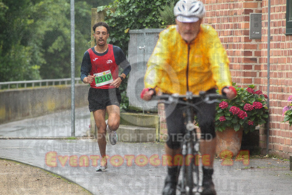 240622_1128_EV4_1161 | Sportfotografie im Rhein-Sieg Kreis, Köln, Bonn, NRW, Rheinland Pfalz, Hessen, etc. Unser Tätigkeitsfeld umfasst den Laufsport vom Volkslauf über den Marathon, Duathlon, Triathon bis zum Ultralauf wie Kölnpfad Ultra oder Schindertrail.