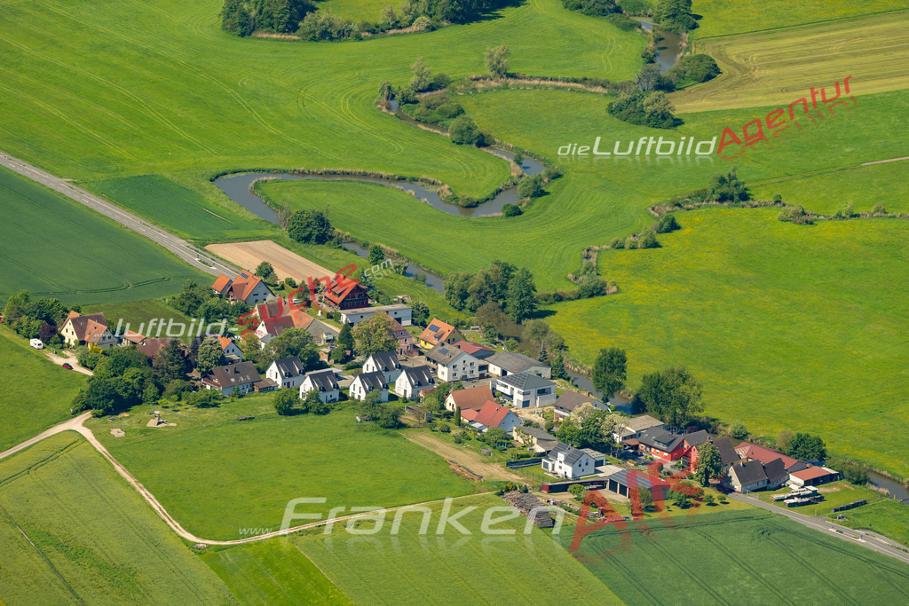 greiendorf-hoechstadt-an-der-aisch-schraegluftbild-179-jahr-2024 | Das Luftbild zeigt : Greiendorf Höchstadt an der Aisch - Die Luftaufnahme wurde 2024 vom UL-Flugzeug aus erstellt ( keine Drohne ) - Hochauflösende Luftaufnahme - Für grossformatige Ausdrucke geeignet. Die Geschenkidee !Mit Lizenz und Bildrechte bestellbar