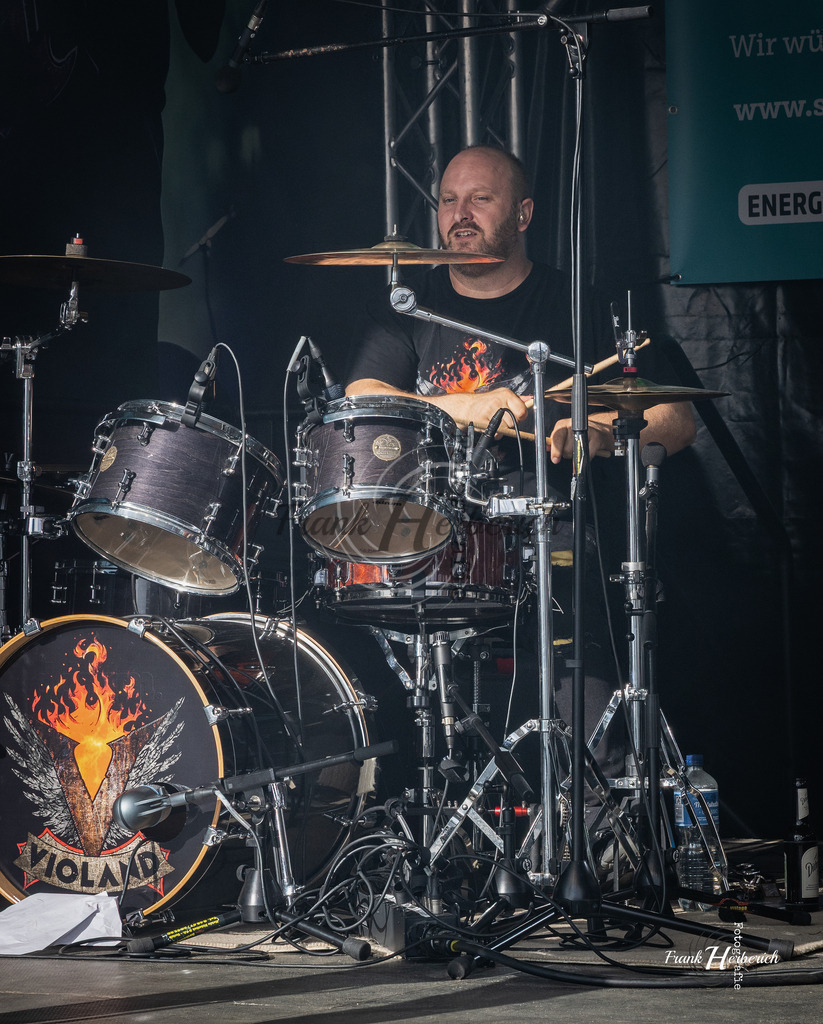 Violand | Frank Herberich Fotografie, Frank Herberich, Fotografie, Hochzeit, Portrait, St. Peter Ording, Ording, Westerhever, Nordsee, Frank Fotografie, Hardheim,  Odenwald,Walldürn, Band,Eventfotografie - Realisiert mit Pictrs.com