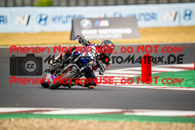 MaZZes_FotoMatrix_220625_1117 | TWINCUP