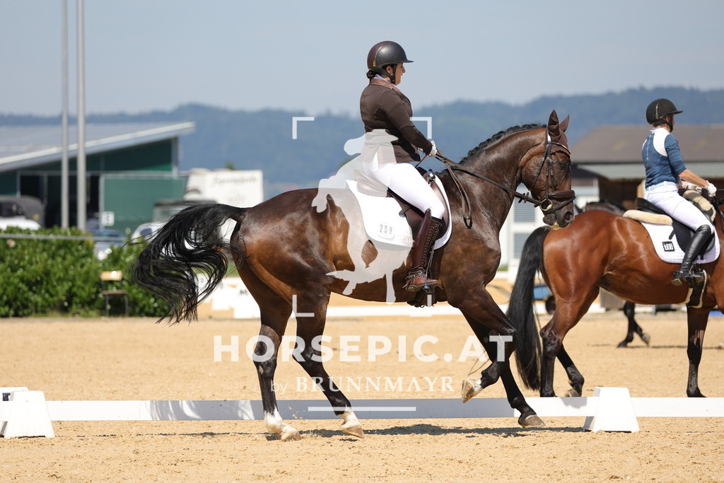 0P6A9850 | Willkommen bei Brunnmayr - Design & Fotografie – Ihrem Spezialisten für Reitturniere und Pferdeveranstaltungen in Oberösterreich, Salzburg und Bayern! Seit über 17 Jahren sind wir leidenschaftlich dabei.