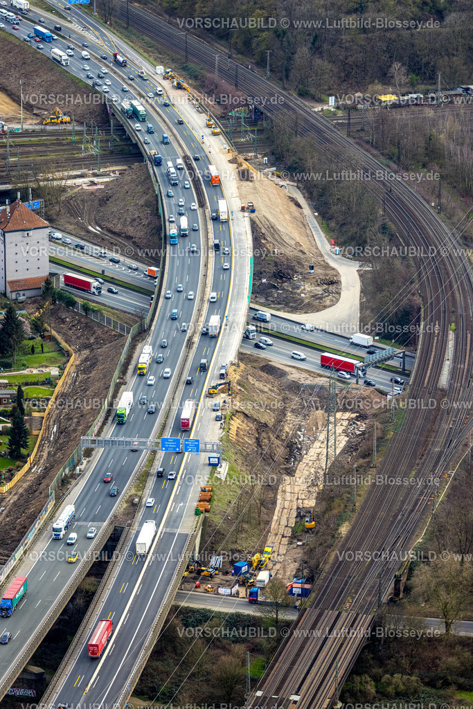 Duisburg230301949 | Luftbild, Autobahnkreuz Kaiserberg, Verkehrsstau, Baustelle Regenrückhaltebecken, Duissern, Duisburg, Ruhrgebiet, Nordrhein-Westfalen, Deutschland