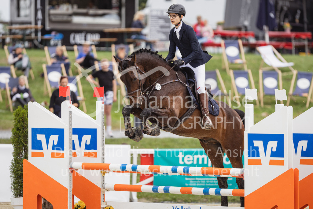 230728_BHO_A1-Stil-1-206 | Deine schönsten Turniermomente als professionelle Fotos! Entdecke hochwertige Pferdesport-Fotografie im Online-Shop. Jetzt Fotos finden & bestellen!