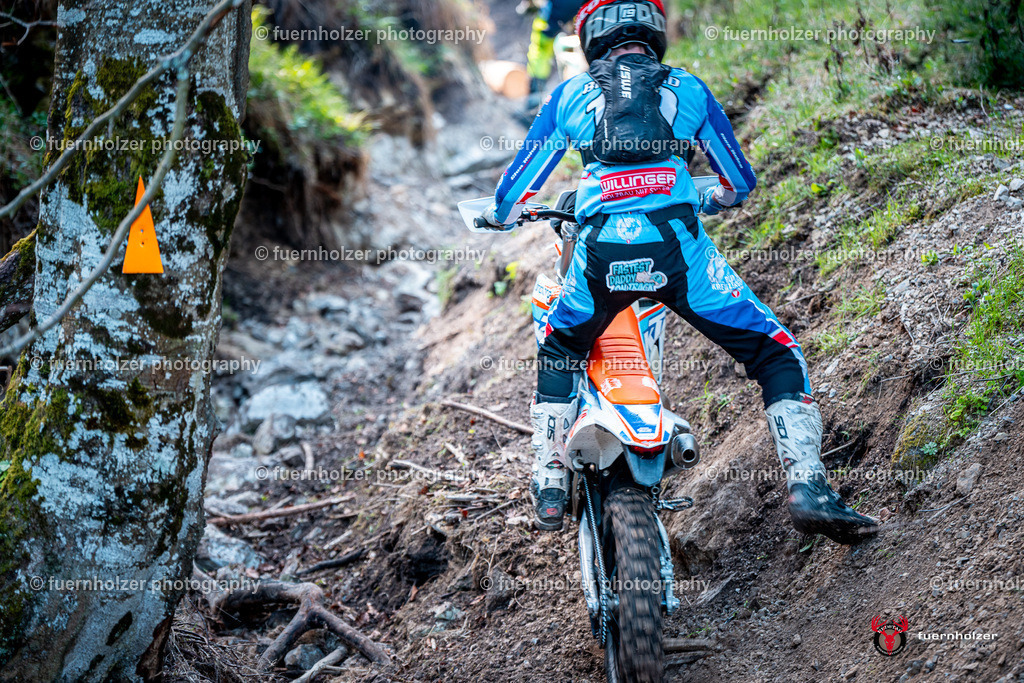 fuernholzer_250501-C2-124 | Fotografische Impressionen von der Red Stag Enduro Extreme by fuernholzer-photography.com. Endurosport in Österreich fotografisch festgehalten von fuernholzer. Auftragsfotografie für Private, Gewerbefotos und Industriefotografie. Eventfotografie, Sportfotografie und Motorsportfotografie. Anbieter von Fotoworkshops, Fototraining, fotografischen Vorträgen und Fotoseminaren.