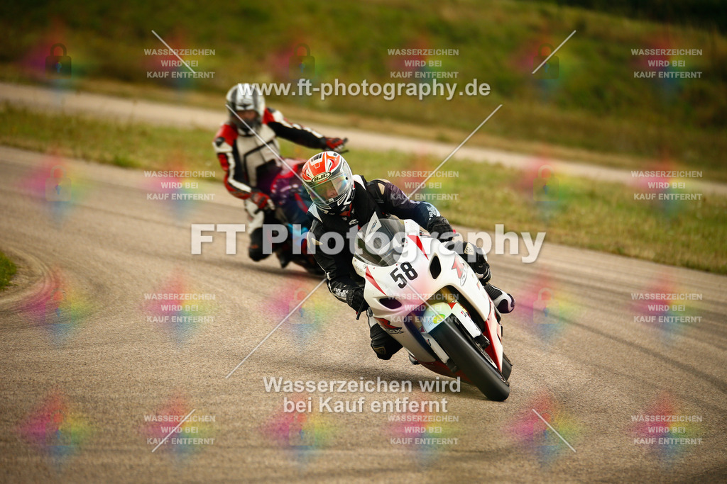 _MOT7932 | Hier findet Ihr Bilder von Touristenfahrten auf der Nürburgring Nordschleife oder von anderen Veranstaltungen die ich besucht habe. Viel Spass beim Durch Schauen 