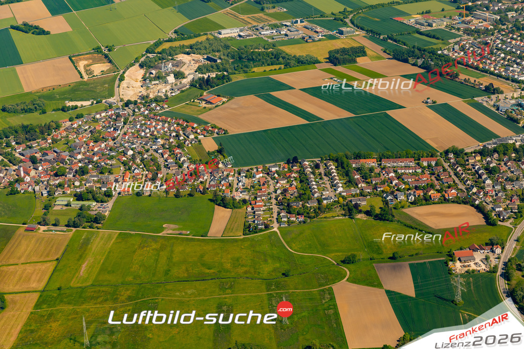 Das Luftbild zeigt : Täfertingen Neusäß - Die Luftaufnahme wurde 2024 vom UL-Flugzeug aus erstellt ( keine Drohne ) - Hochauflösende Luftaufnahme - Für grossformatige Ausdrucke geeignet. Die Geschenkidee !Mit Lizenz und Bildrechte bestellbar