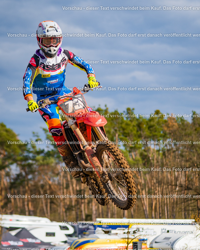 04_13_Bensdorf_MX1-3929 | Sportfotografin aus Berlin-Brandenburg mit Fokus auf Motocross. Ich halte deine sportliche Leistung und echte Emotionen auf und neben der Strecke professionell fest. Entdecke die Fotos von deinem Rennen und bestelle sie direkt hier im Shop.