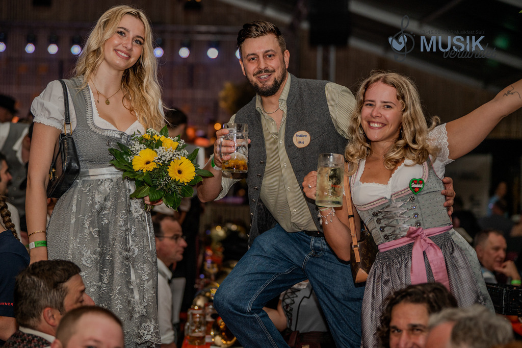 DSC_4566 | "Fussifoto.com – Ihr Ansprechpartner für hochwertige Fotografie! Entdecken Sie kreative Bilder und professionelle Dienstleistungen. Kontaktieren Sie uns für Ihre Projekte!"