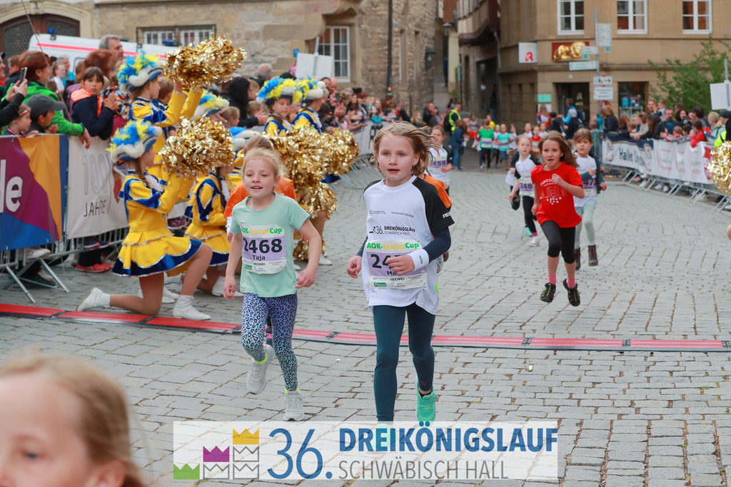 AOK Junior Cup 400m | 3Königslauf 2022 AOK Junior Cup 400m - Realisiert mit Pictrs.com