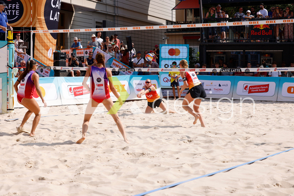 Obi BeachTour 2026 - Basel | BASEL, SWITZERLAND - JULY 19: MURIEL BOSSART (SUI) during the Obi BeachTour 2026 match between BOSSART / ABBÜHL (SUI) and FLÜCKIGER / DEMIERRE (SUI) at Barfüsserplatz on July 19, 2026 in Basel, Switzerland. - Realisiert mit Pictrs.com