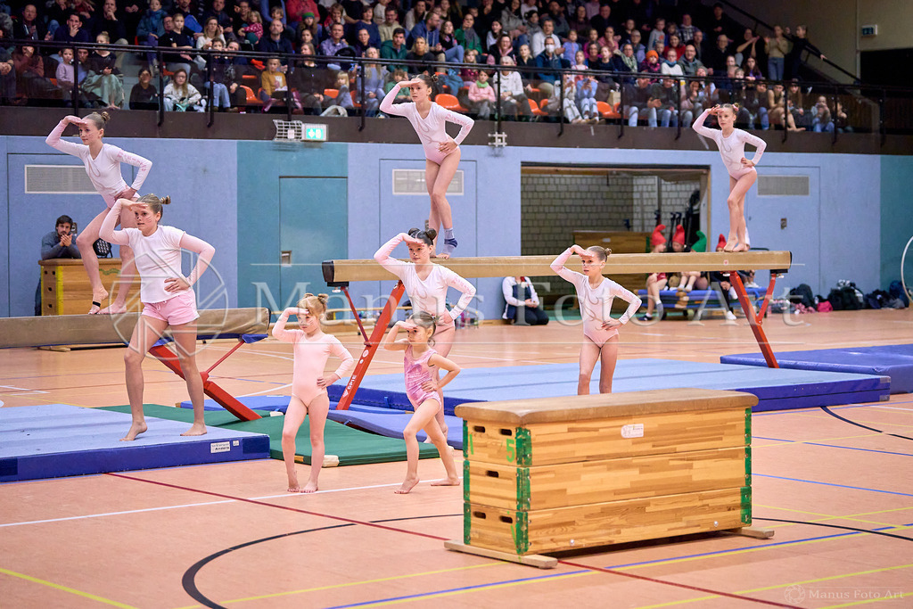 A-DSC01631 | Professionelle Sportfotografie in Hamburg, Schleswig-Holstein und Niedersachsen – spezialisiert auf Rhönrad, Geräteturnen, Leistungsturnen und rhythmische Sportgymnastik. Bundesweite Begleitung von Rhönrad-Events. Jetzt Sport-Fotos - Realisiert mit Pictrs.com