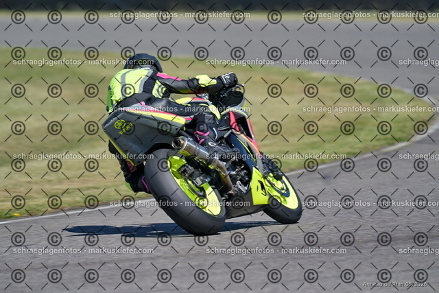 26BT01-0514 | 016 - Realisiert mit Pictrs.com