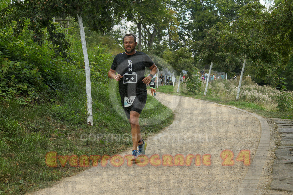 250824_1355_EX1_4265 | Sportfotografie im Rhein-Sieg Kreis, Köln, Bonn, NRW, Rheinland Pfalz, Hessen, etc. Unser Tätigkeitsfeld umfasst den Laufsport vom Volkslauf über den Marathon, Duathlon, Triathon bis zum Ultralauf wie Kölnpfad Ultra oder Schindertrail.