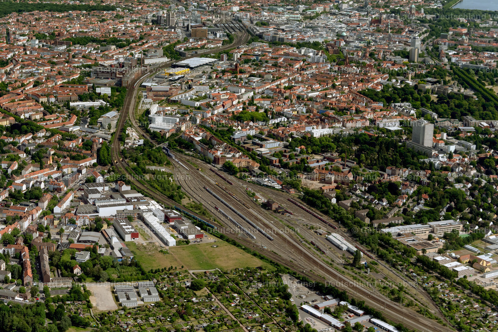 4030900 | HANNOVER 02.06.2020 Oststadt in Hannover im Bundesland Niedersachsen, Deutschland. // Est Town in Hannover in the state Lower Saxony, Germany. Foto: Gerhard Launer