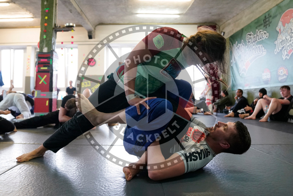 20240413PBB7320 | Fighters compete during the Grapplethon 24hours of rolling for a reason in Hamburg, Germany, on April 13, 2024.