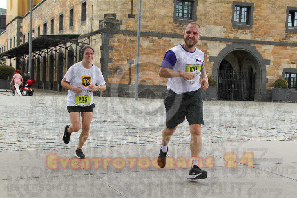 250920_1529_EV4_8924 | Sportfotografie im Rhein-Sieg Kreis, Köln, Bonn, NRW, Rheinland Pfalz, Hessen, etc. Unser Tätigkeitsfeld umfasst den Laufsport vom Volkslauf über den Marathon, Duathlon, Triathon bis zum Ultralauf wie Kölnpfad Ultra oder Schindertrail.