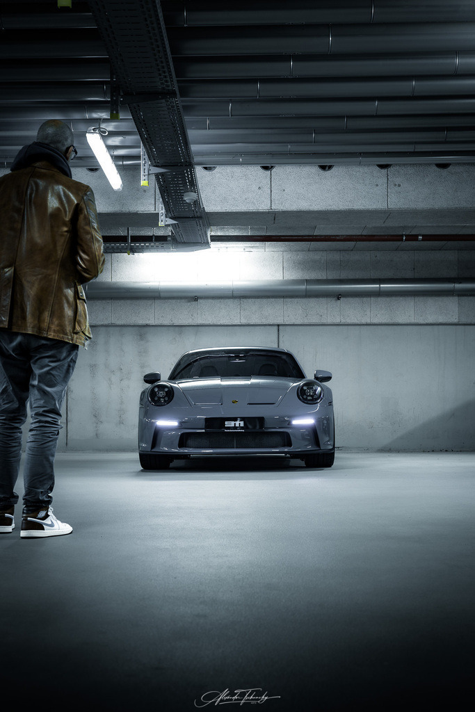 911 GT3 Touring Clausi | Entdecken Sie die faszinierende Welt von Alexander Tschuncky Arts: Kreative Fotografie, atemberaubende Automobilkunst und hochwertiger Bilderdruck. Lassen Sie sich inspirieren! - Realisiert mit Pictrs.com