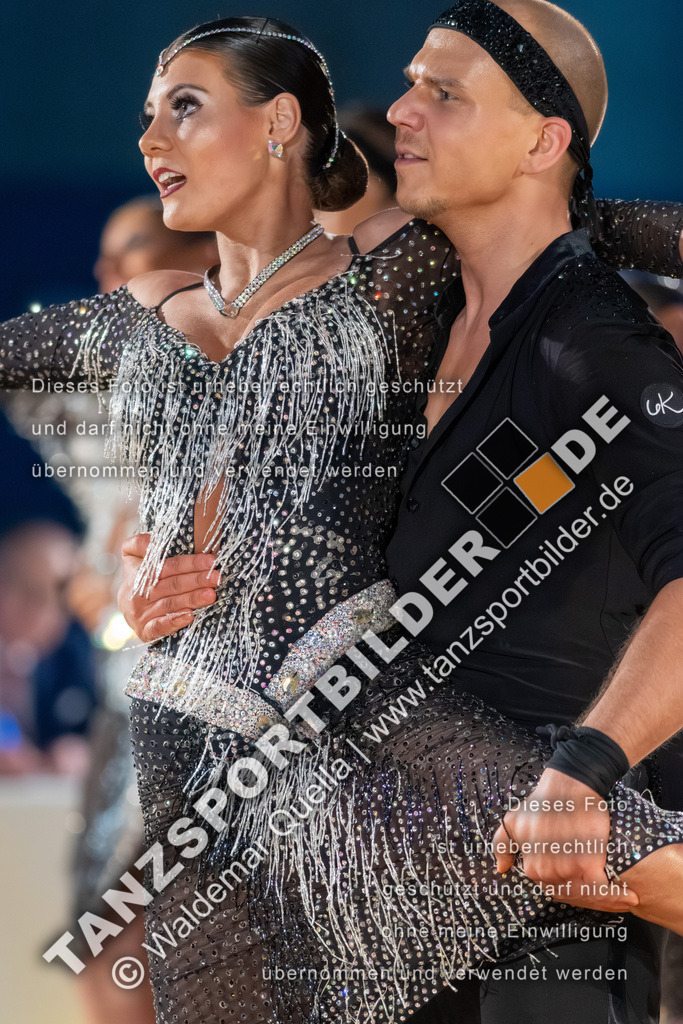 20260322-01656 | Hier finden Sie Tanz Bilder vom Latein und Standard Formationen tanzen. Sportbilder vom Tanzsport. Schöne Fotos und von Weltmeisterschaft, Europameisterschaft, Bundesliga, Regionalliga, Oberliga und Landesliga sowie von GOC Stuttgart, DanceComp, WM Bremen