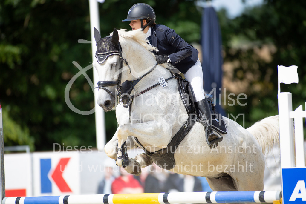 230729_BHO_Springprf.-A2_2Abtl_029 | Deine schönsten Turniermomente als professionelle Fotos! Entdecke hochwertige Pferdesport-Fotografie im Online-Shop. Jetzt Fotos finden & bestellen!