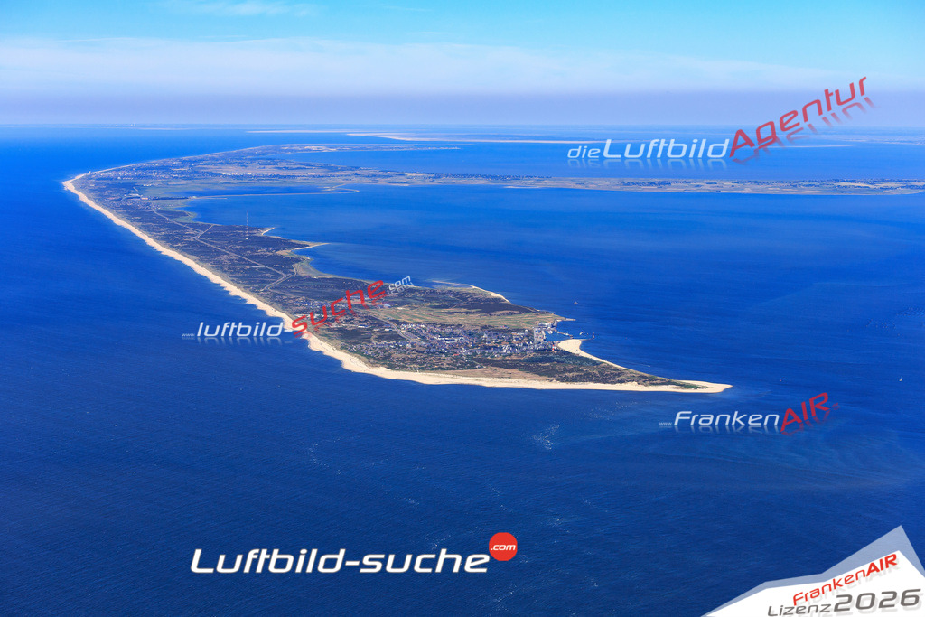 Das Luftbild der Stadt Sylt wurde 2018 vom Flugzeug heraus erstellt (keine Drohne) Aufnahmehöhe ca.400 Meter- hohe Auflösung für beste Druck-Qualität