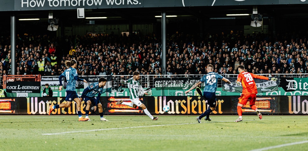 2. Bundesliga, Saison 2024/25, 7. Spieltag: SC Preußen Münster - FC Schalke 04 | Münster, 28.09.2024: 2. Bundesliga, 7. Spieltag, SC Preußen Münster gegen FC Schalke 04 im LVM-Preußenstadion in Münster. Foto: sportfotografie.ms | Markus Paletta - Realisiert mit Pictrs.com