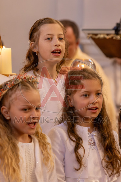 MAE-pic_128 | Der online Fotoshop des Inzeller Fotografen MAE - Marc Anton Eicher. Hier können Sie ihre Fotos und Stockfotos online bestellen als Download oder als Ausdruck, der ihnen bequem nach Hause geschickt wird.
Ihr Marc Anton Eicher - der Inzeller Fotograf - Realisiert mit Pictrs.com