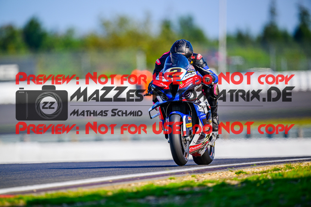 MaZZes_FotoMatrix_240901_6007705_5791 | STK1000