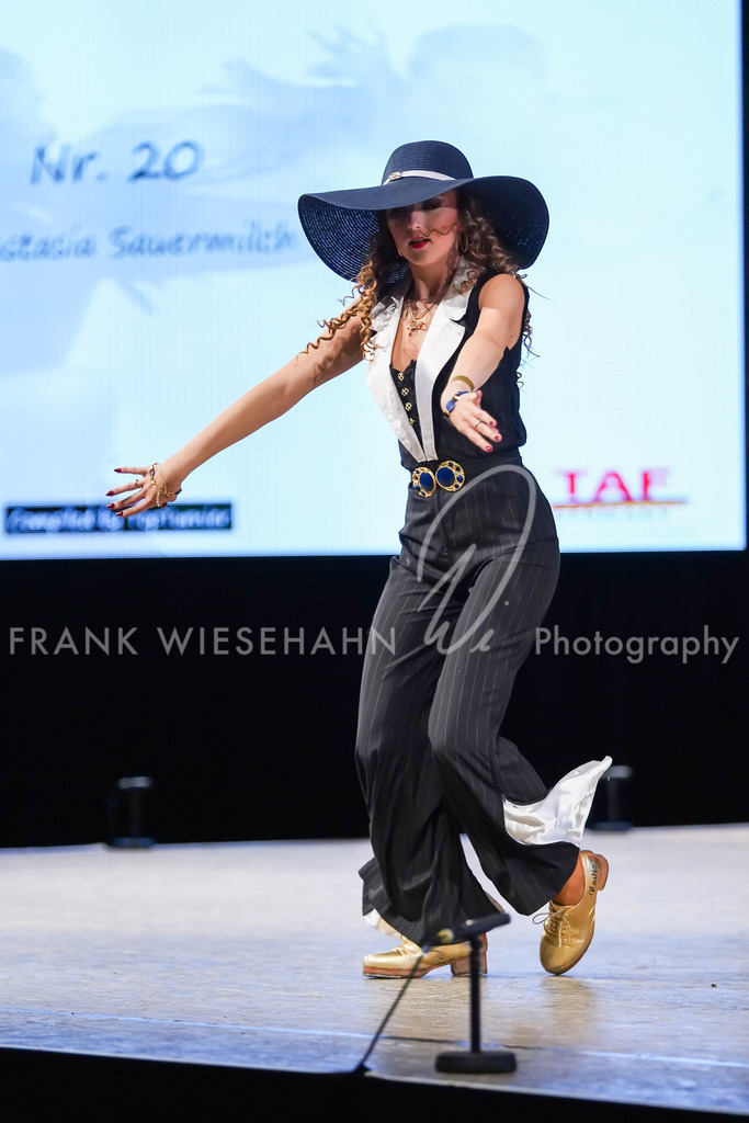 FW708014 | FRANK WIESEHAHN MEDIA - Realisiert mit Pictrs.com