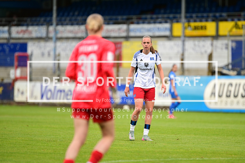 Fußball I Frauen I Saison 2024-2025 I 2. Bundesliga I 26. Spieltag I SV Meppen - Hamburger SV I 013250 | Victoria Schulz (19, Hamburger SV) - Realisiert mit Pictrs.com