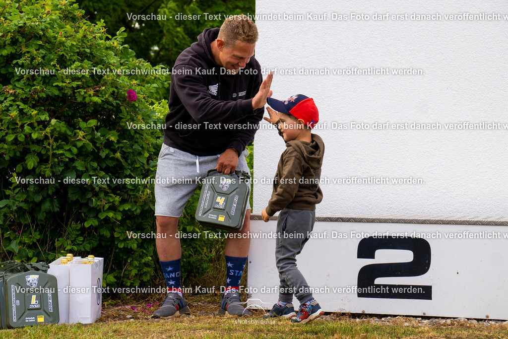 20260607_MSCParmen-2170 | Sportfotografin aus Berlin-Brandenburg mit Fokus auf Motocross. Ich halte deine sportliche Leistung und echte Emotionen auf und neben der Strecke professionell fest. Entdecke die Fotos von deinem Rennen und bestelle sie direkt hier im Shop.