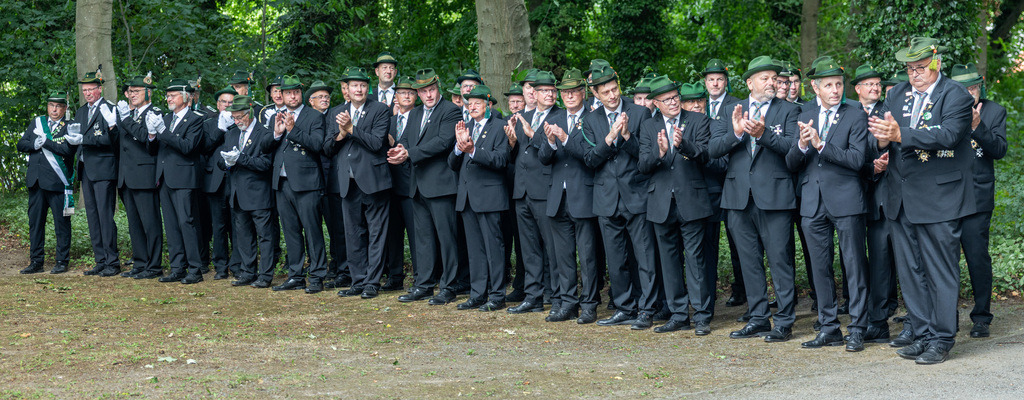 top-top.de-250705-075 | Foto, Video, Fotografie, Videografie, Fotobox, DJ, Discjockey, Musik, Musikbox, Veranstaltung, Photobooth, Amazon, Ebay, Buchtipp, Bestseller, Autor, Verlag, Buch, Wesel, Hamminkeln, NRW, Dinslaken, Rees, Drohne, Hochzeit, Party, Fotobox, Wesel, Fotograf