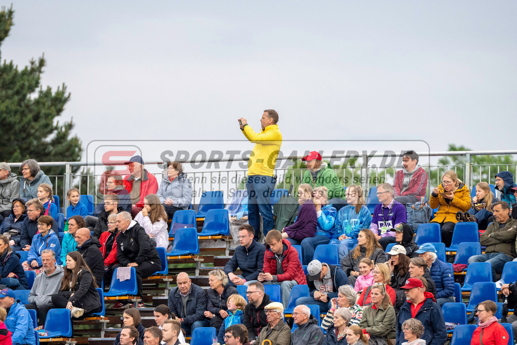 Final4_20240518-1944-0058 | Bonn, Deutschland, 18.05.2024:  in Aktion waehrend des Spiels der Deutsche Feldhockey-Meisterschaften 2024 zwischen Final 4 Herren Mannheimer HC - Crefelder HTC im Bonner THV am 18.05.2024 in Bonn, Deutschland. (Foto von Stephan Fehrmann)

Bonn, Germany, 18.05.2024:  in action during the game of Deutsche Feldhockey-Meisterschaften 2024 between Final 4 Herren Mannheimer HC - Crefelder HTC in Bonner THV at 18.05.2024 in Bonn, Deutschland. (Foto from Stephan Fehrmann)