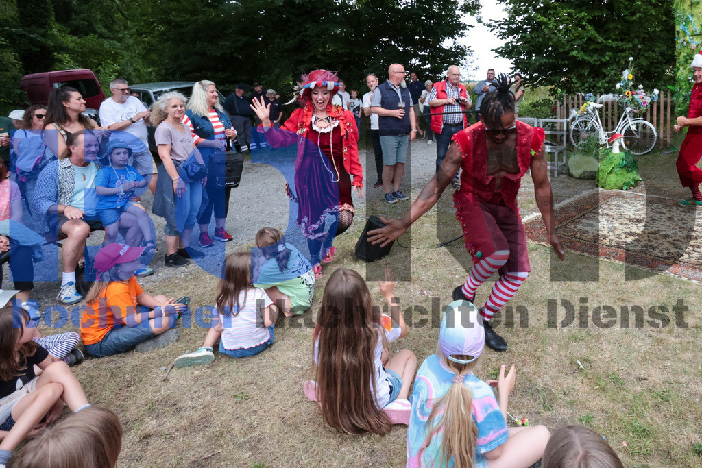 SES_MKRLHE20250705-6 | bond - Realisiert mit Pictrs.com