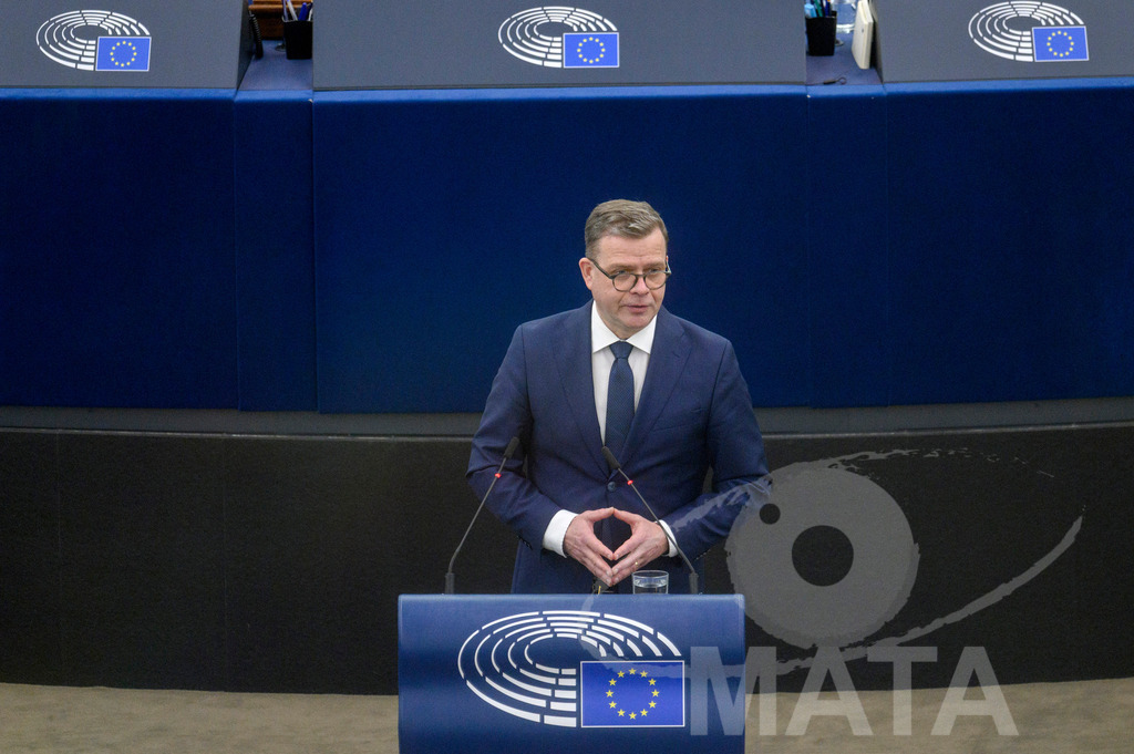 _DWI6169 | Finnischen Premierminister Petteri Orpo spricht vor dem Parlament im Plenarsaal des Europäischen Parlaments. Straßburg, 13.03.2024 - Realisiert mit Pictrs.com